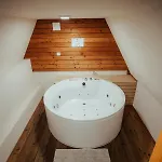 Beeland Skok * Mozirje