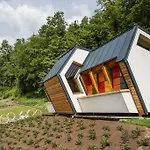 Beeland Skok Apartment Mozirje