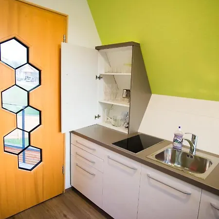 Beeland Skok Mozirje