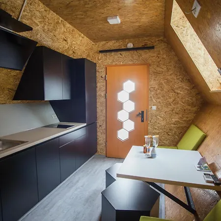 Beeland Skok Apartamento