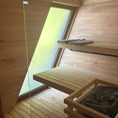 Beeland Skok Apartamento *