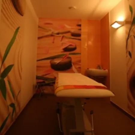 Beeland Skok * Mozirje