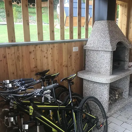 Beeland Skok * Mozirje